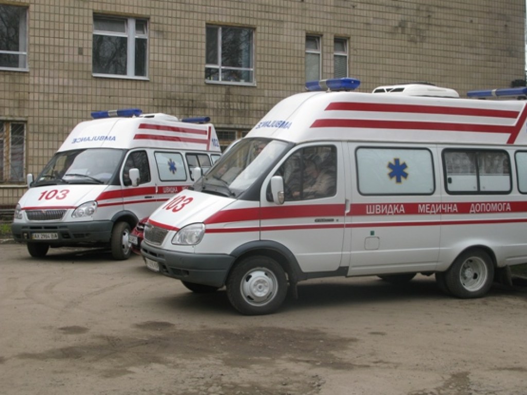В Одессе медики на «скорой» бросили умирать двух избитых мужчин (ВИДЕО)