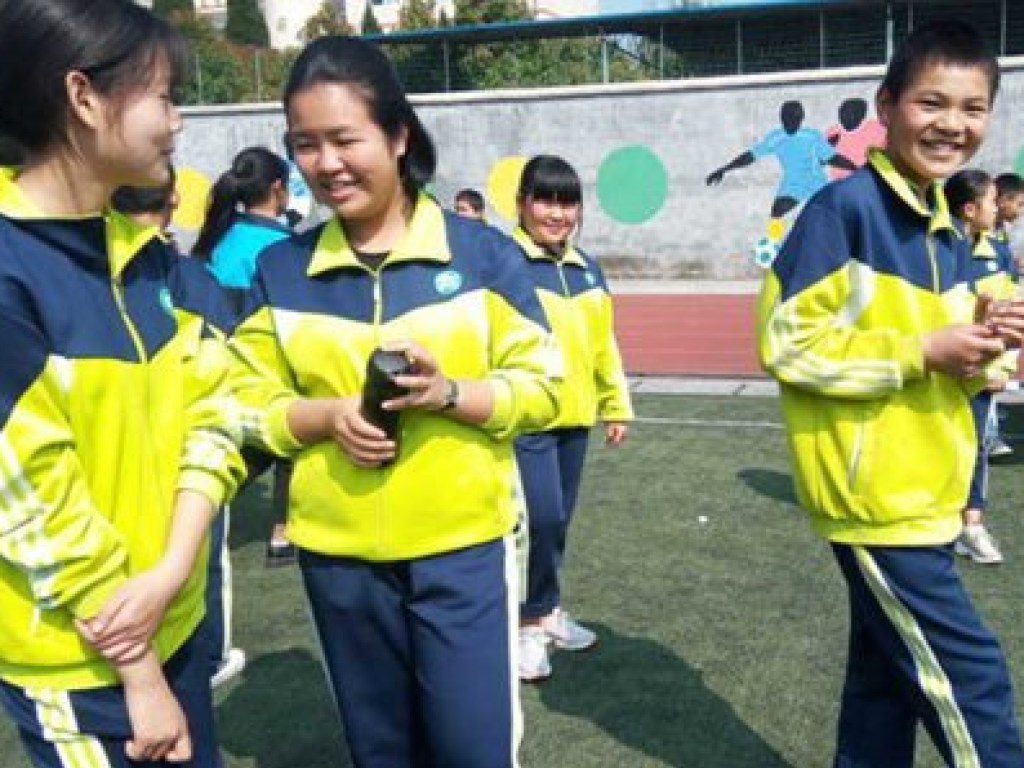 Китайские ученые придумали «умную» форму для школьников