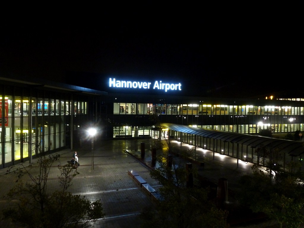 В аэропорту Ганновера произошло ЧП: все рейсы отменены