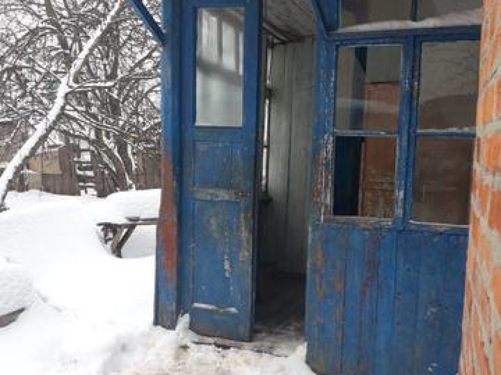 Нож в спину: в Харькове после застолья обнаружили труп гостя