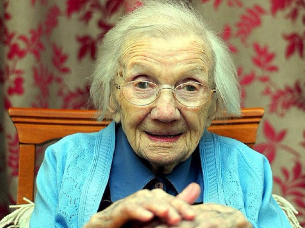 109-летняя шотландка поделилась нестандартным рецептом долголетия (ФОТО)