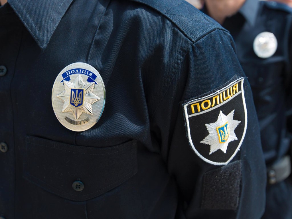 Во Львове полицейские предотвратили суицид мужчины (ФОТО)