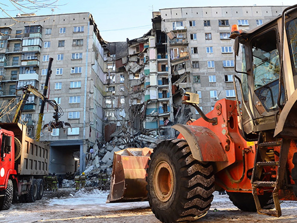 Взрыв в Магнитогорске: уже 16 погибших, судьба около 30 человек остается неизвестной