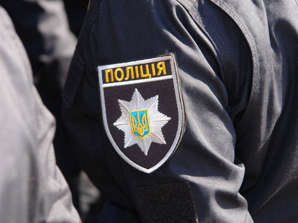 На блокпосту в Луганской области застрелился коп