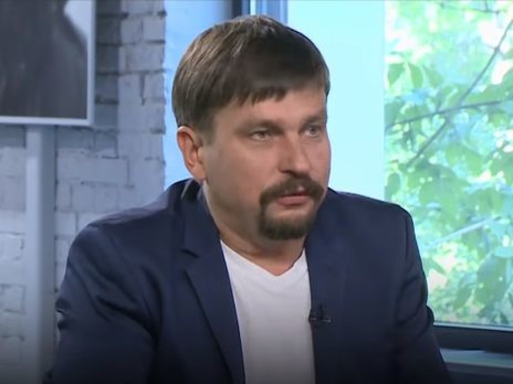 Учредителя новостного портала задержала СБУ: его депортируют в Беларусь