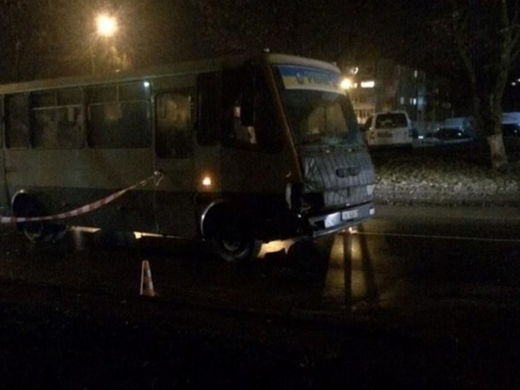 Смертельное ДТП в Ровно: автобус сбил двух пешеходов (ФОТО, ВИДЕО)
