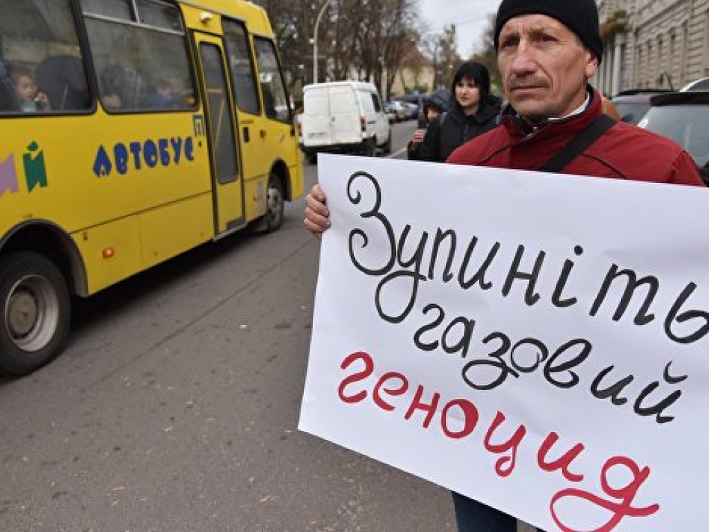 Украинцев больше беспокоят социальные проблемы и их решение, а не пустые обещания власти &#8212; политолог
