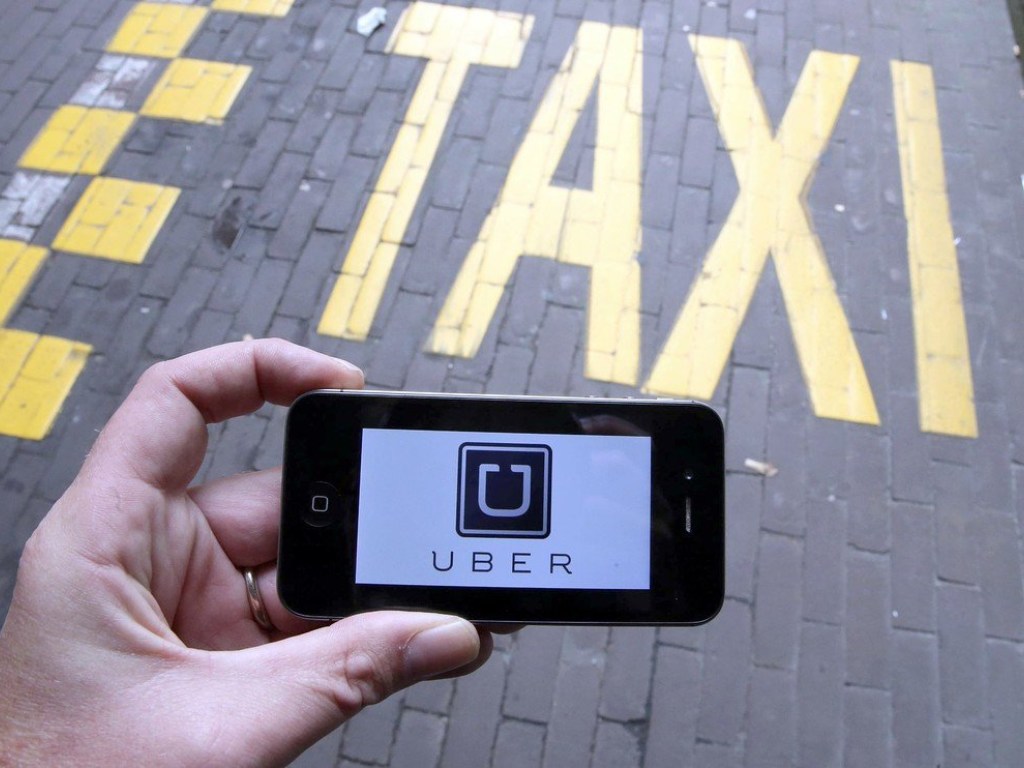 В Брюсселе запретили сервис такси Uber