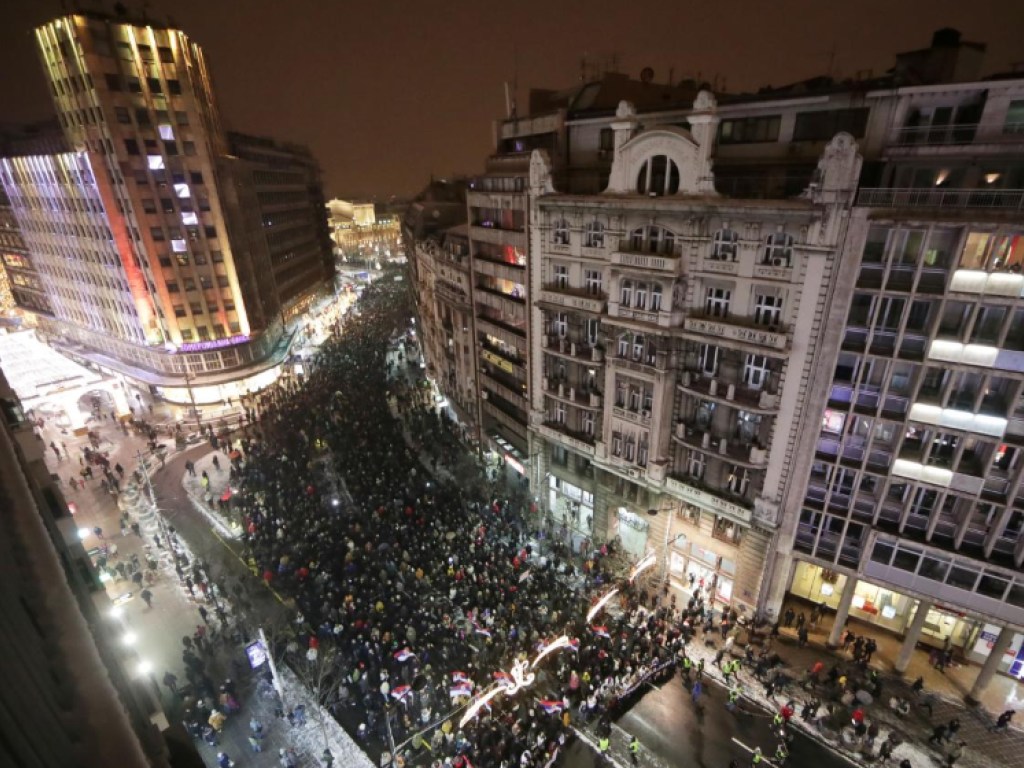 В Сербии прошли массовые протесты против президента страны (ФОТО, ВИДЕО)