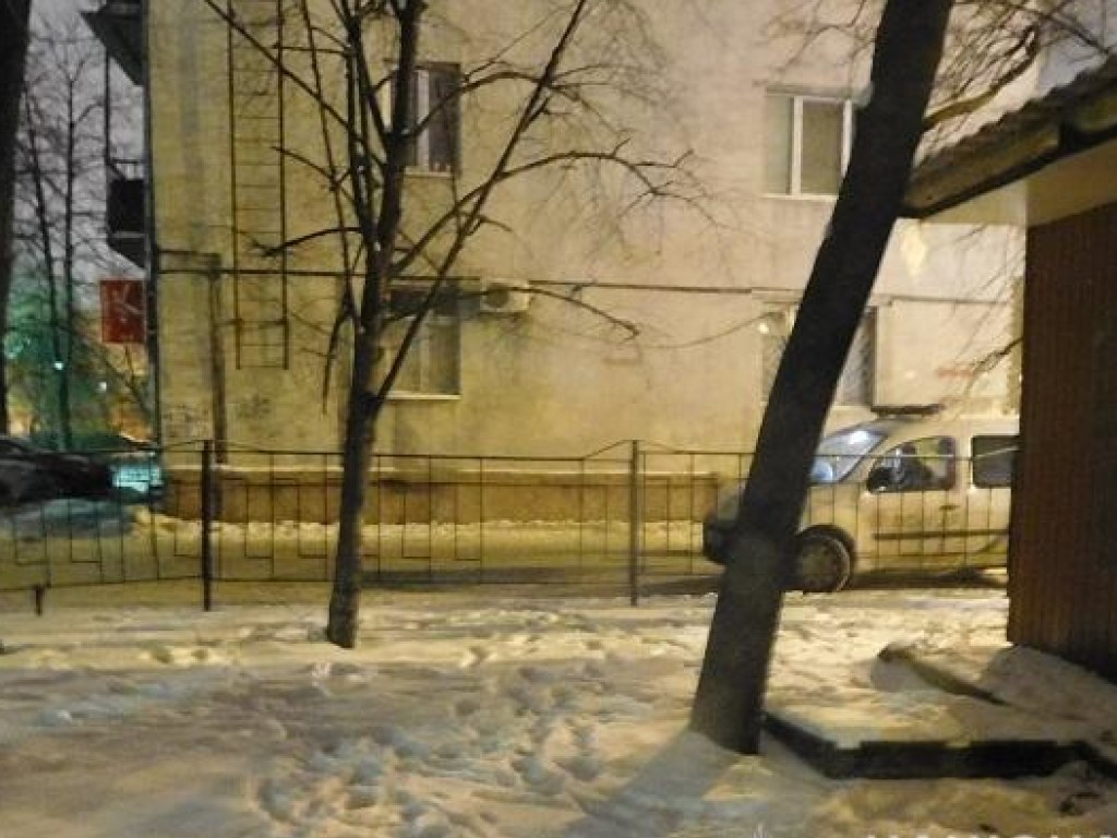 На левом берегу Киева стреляли в 23-летнего парня (ФОТО)