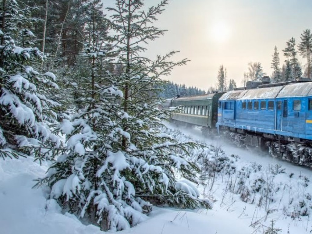 В поезде «Укрзализныци» из-за холода пассажирам пришлось спать в куртках и шубах