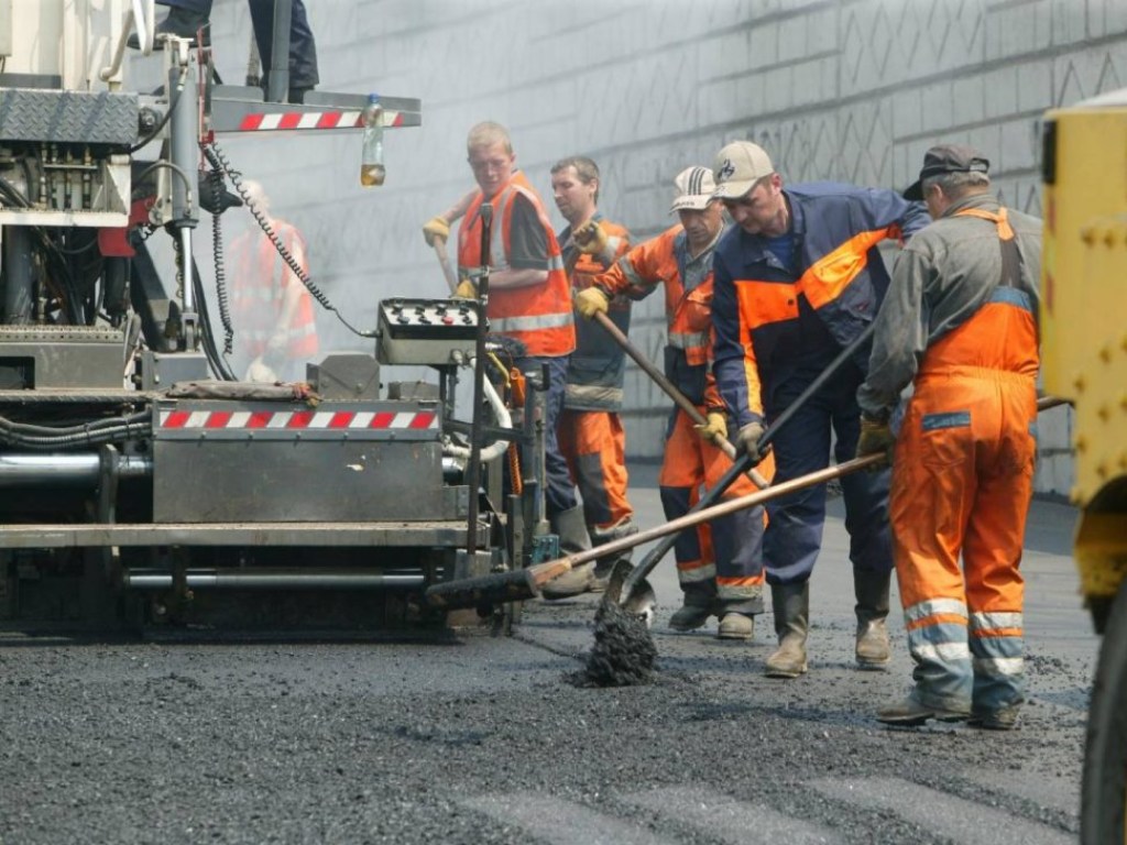 Для минимального ремонта украинских дорог необходимо 100 миллиардов  гривен – эксперт