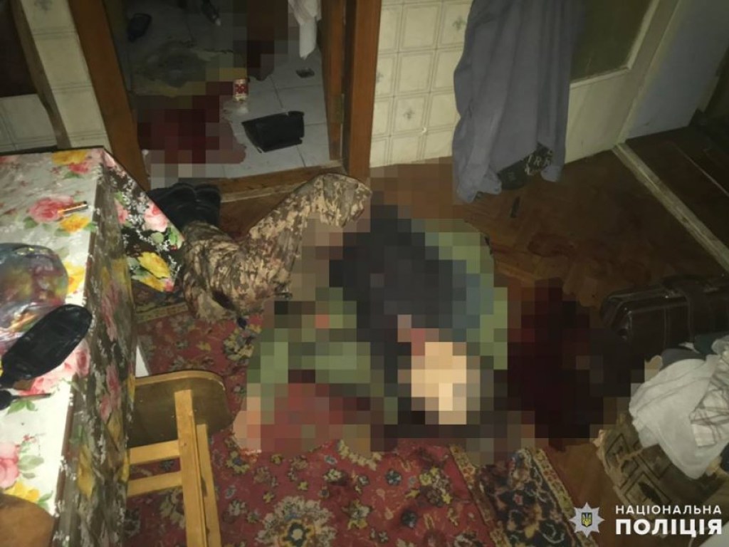 Пьяная ссора: в Николаеве мужчина ударом ножа в шею убил пенсионера (ФОТО)