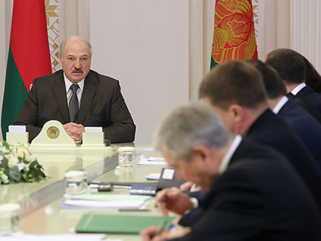 Лукашенко прокомментировал вопрос об объединении с Россией