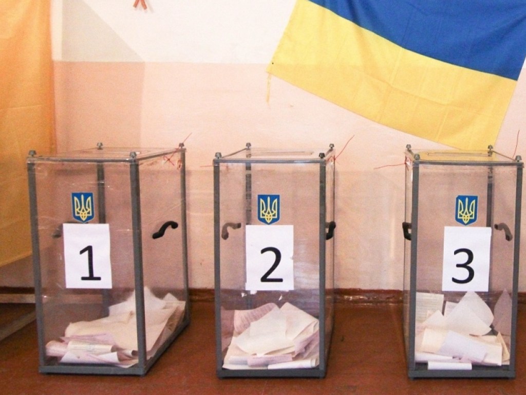 ЦИК разрешила 13 общественным организациям наблюдать за выборами президента Украины