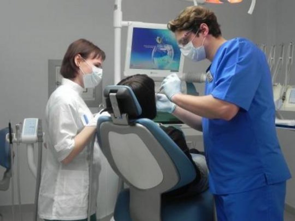 До 70 процентов стоматологов в Украине инфицированы гепатитом