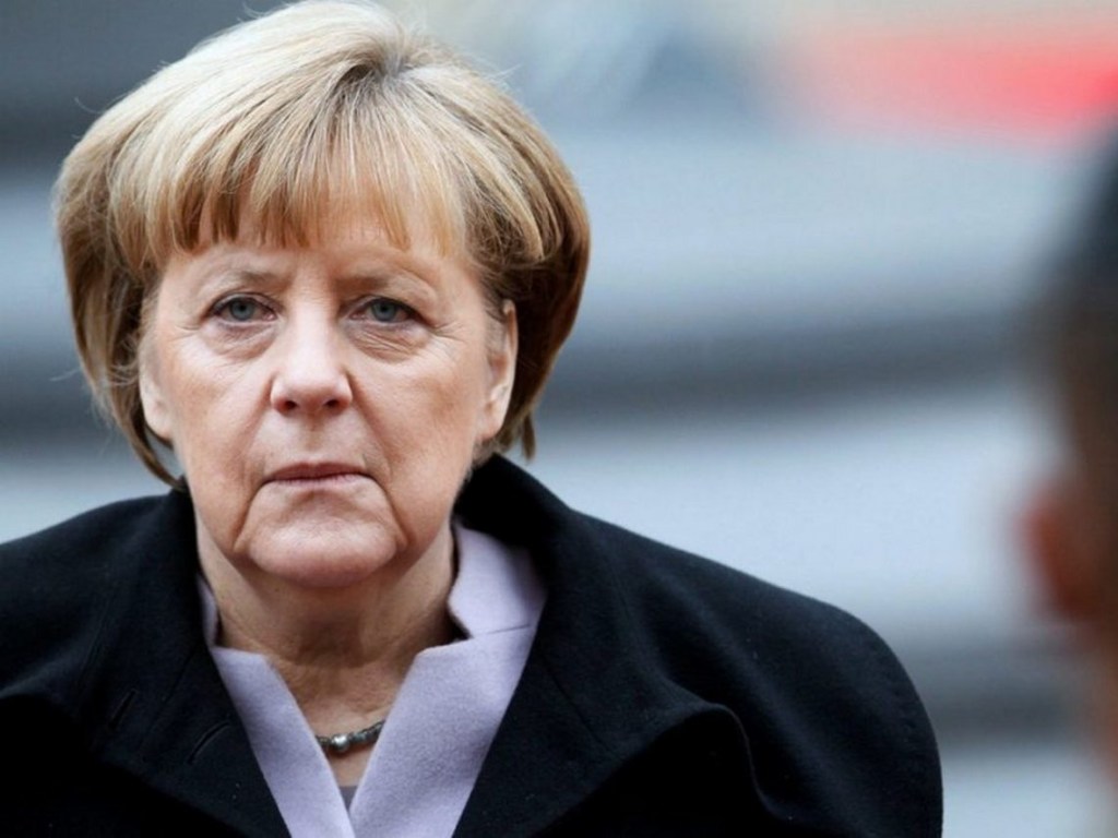 У Меркель хотят  « Северный поток -2» и транзит  газа через Украину