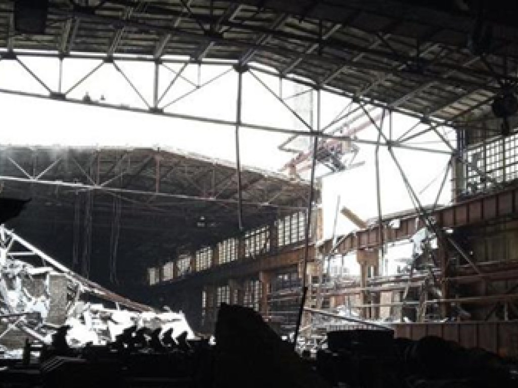 На меткомбинате в Алчевске обрушилась крыша
