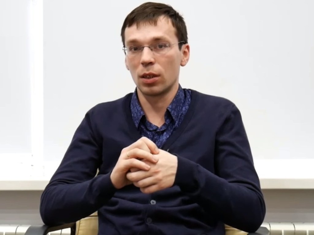 Суд в Житомире продлил домашний арест журналисту Муравицкому