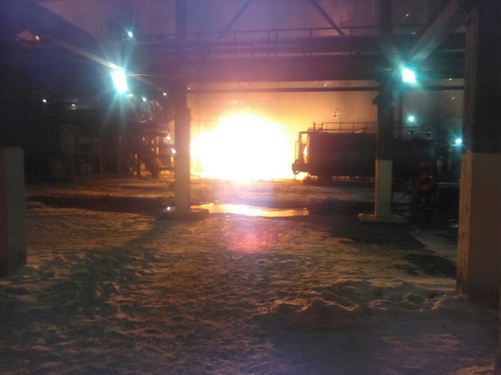 Масштабный пожар на химзаводе в Калуше ликвидирован, полиция открыла уголовное дело