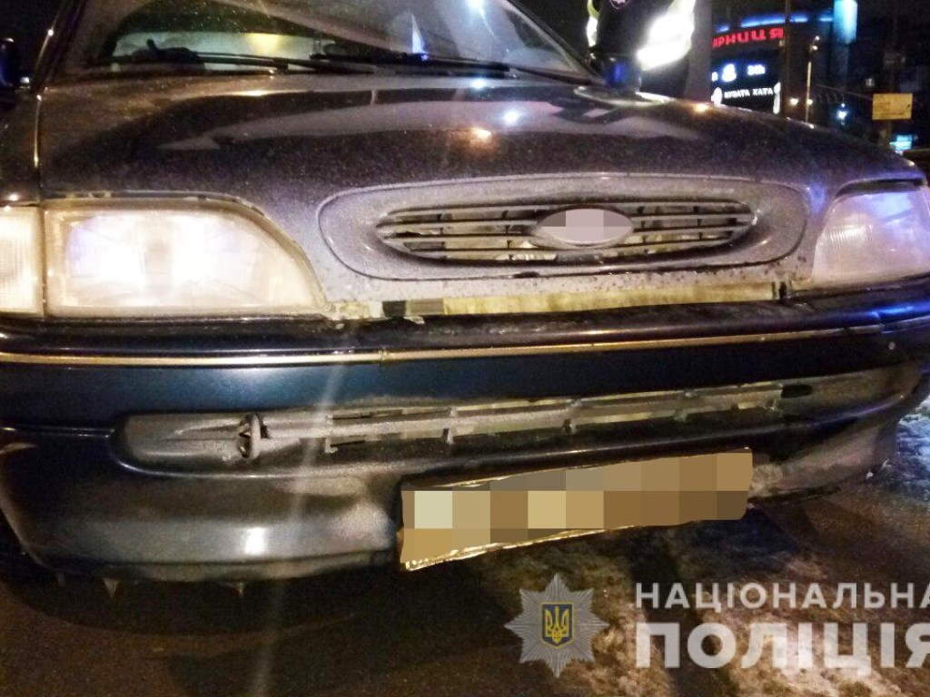 На Харьковском шоссе в Киеве иностранцы ограбили таксиста и угнали его авто (ФОТО)