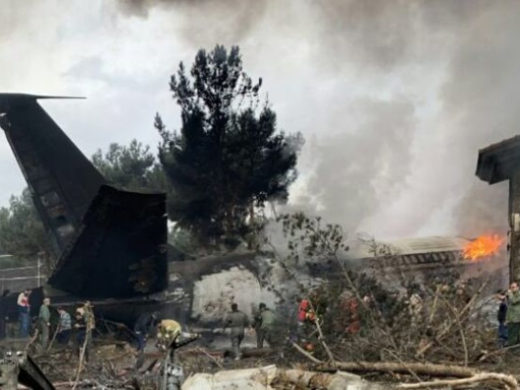 Крушение Boeing 707 в Иране: выжил один человек