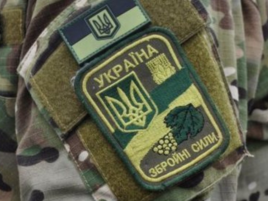 За сутки на Донбассе один украинский военный погиб, еще двое ранены