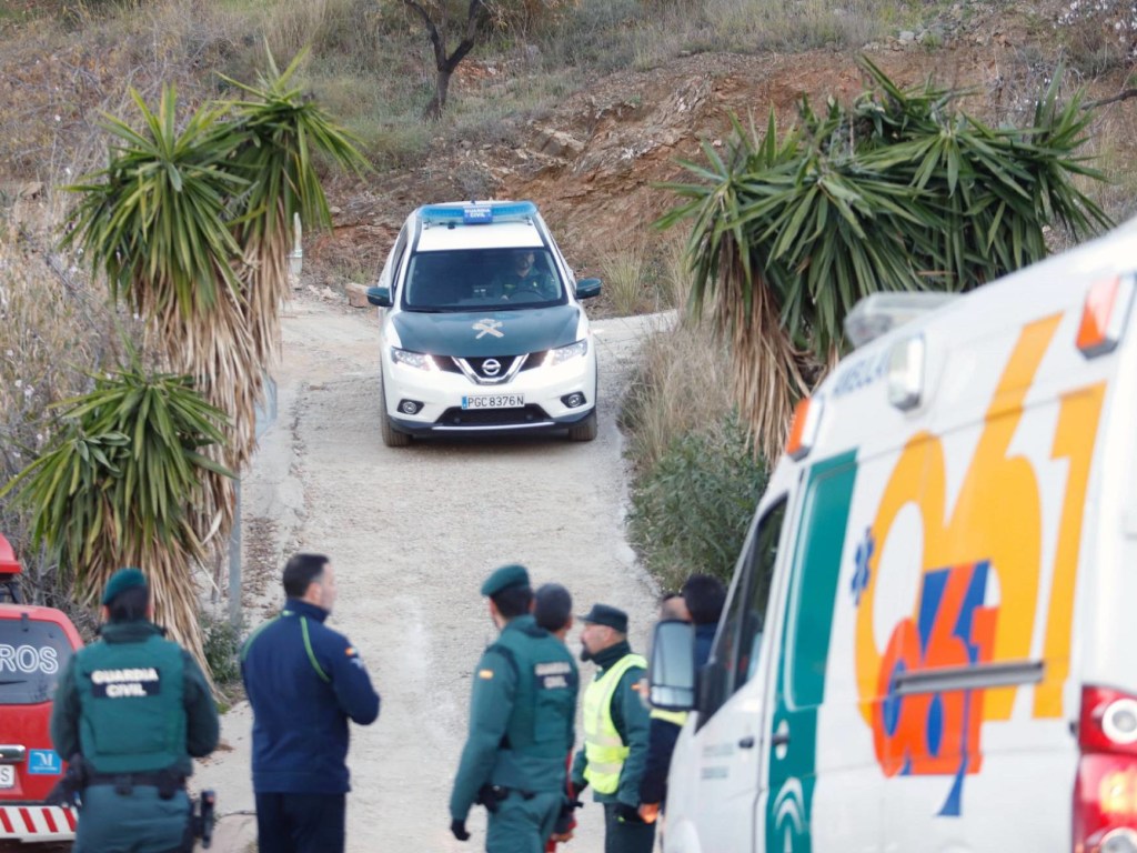 В Испании ребенок упал в глубокую скважину: спасательная операция продолжается вторые сутки (ФОТО)