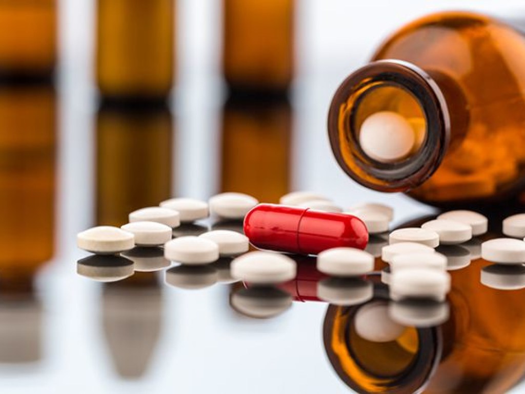Украинцы смогут возвращать лекарства в аптеки из-за неэффективности
