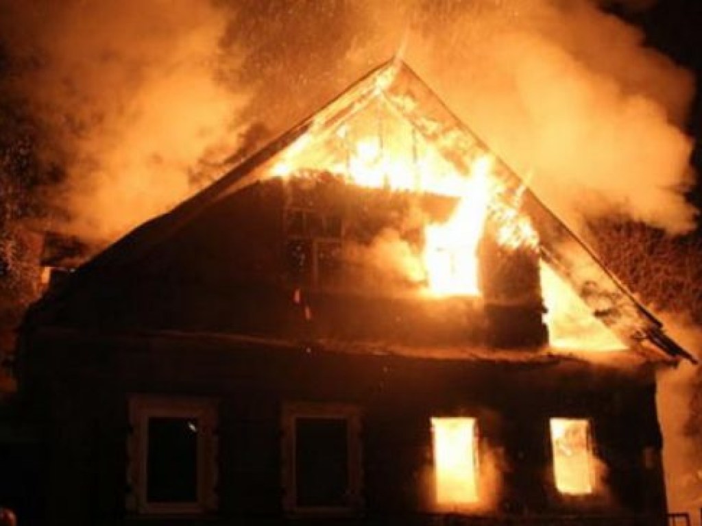 Во Львовской области 48-летний мужчина погиб при пожаре в собственном доме