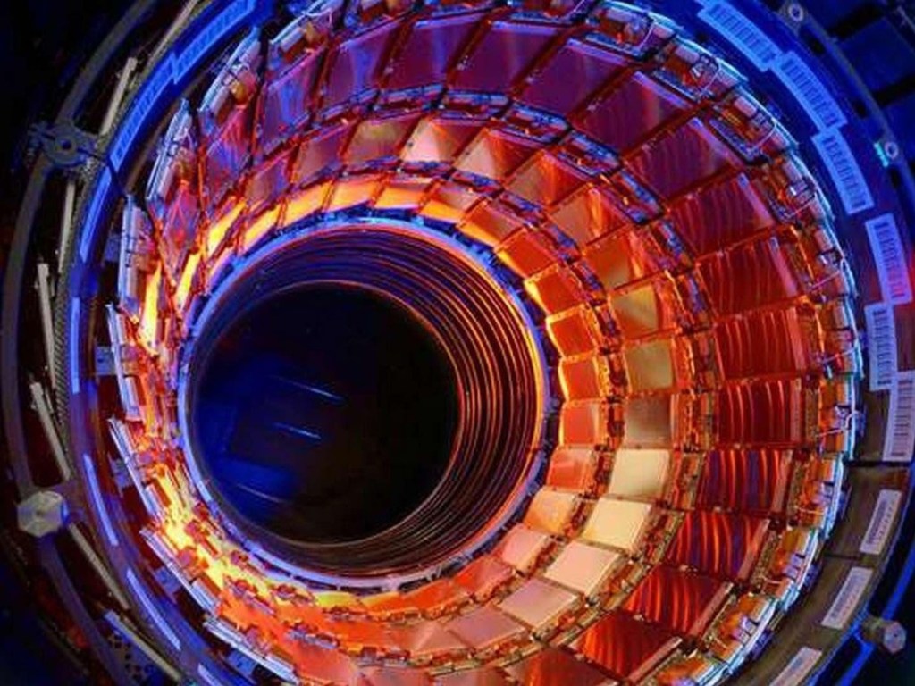 Ученые из Женевы разрабатывают супермощный коллайдер
