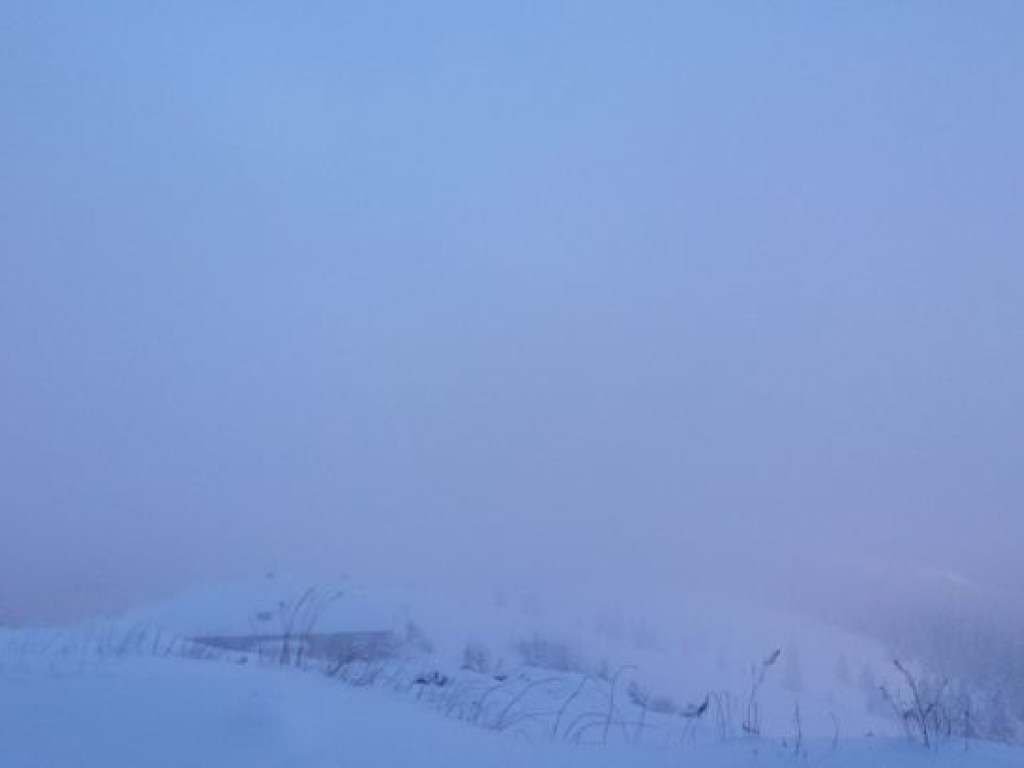 Высота снежного покрова на Драгобрате превысила 140 сантиметров
