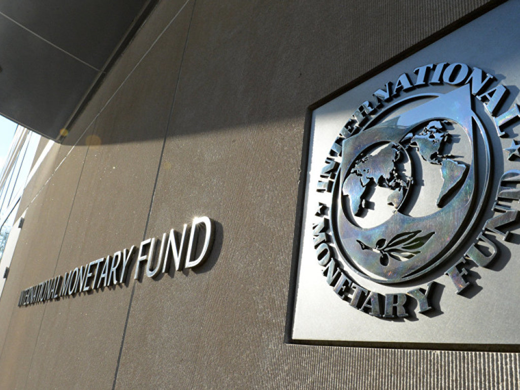 НБУ ожидает 2 транша по 1,3 миллиарда долларов от МВФ в 2019 году