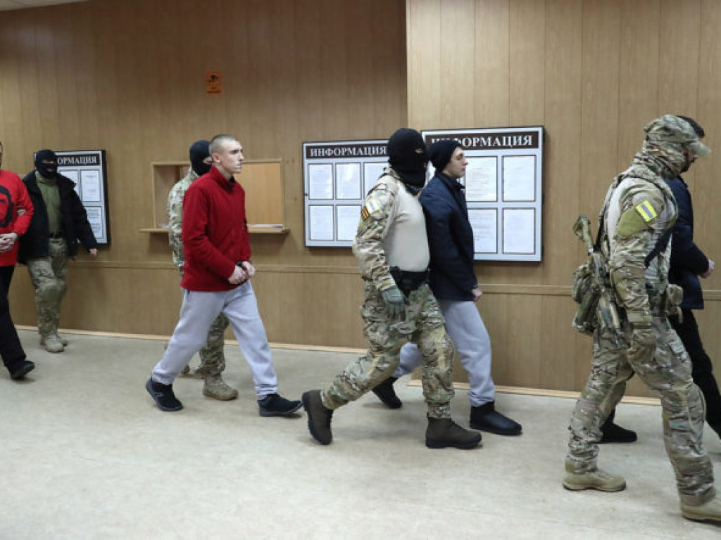 Московский суд продлил арест всем пленным украинским морякам