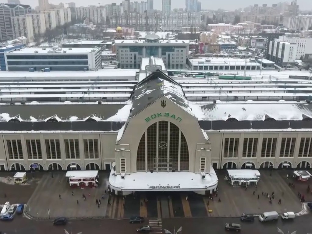 Центральный вокзал в Киеве начнет патрулировать полиция