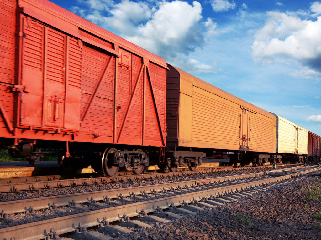 «Укрзалізниця» перенесла с февраля на март повышение тарифов на железнодорожные грузоперевозки