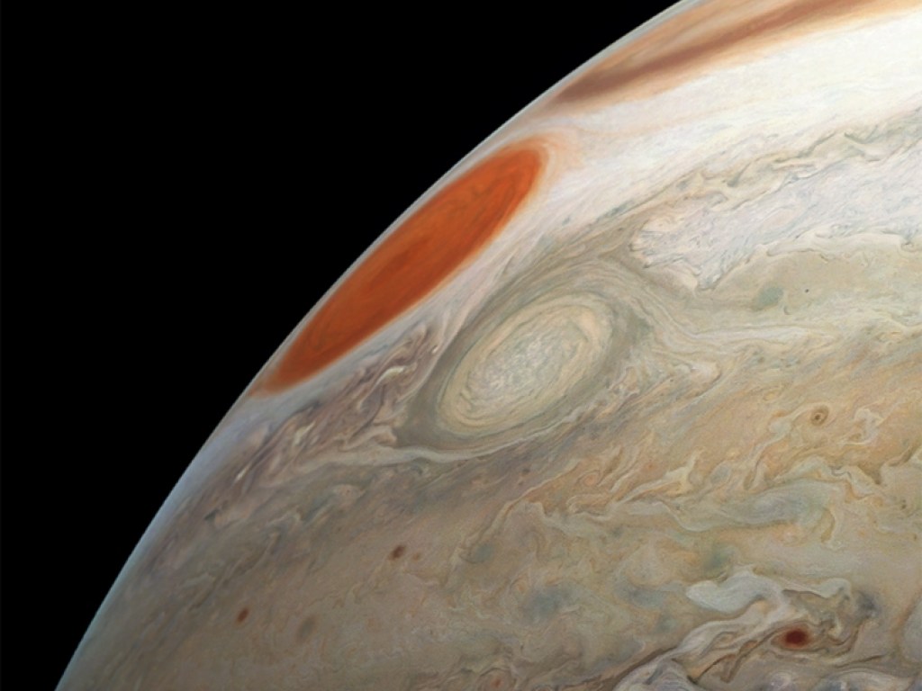 NASA показало новые снимки двух Больших штормов на Юпитере (ФОТО)