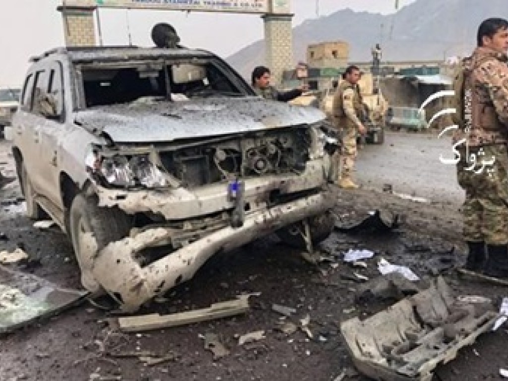 В Афганистане террорист-смертник атаковал кортеж губернатора: есть жертвы
