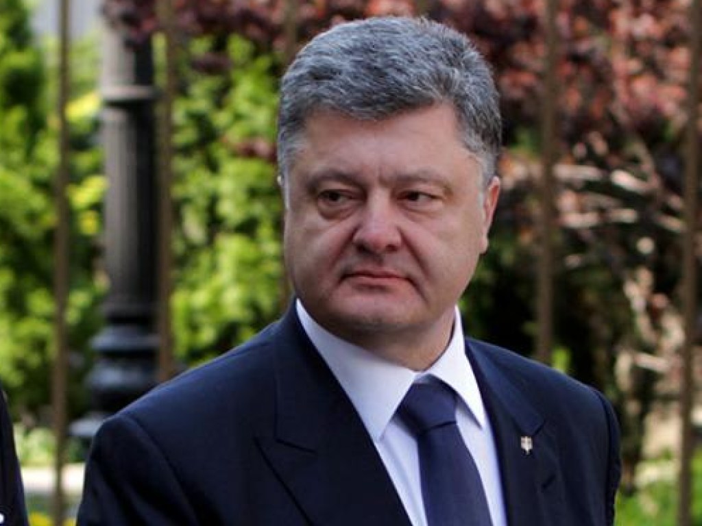 Политолог проанализировал предвыборные ходы Порошенко