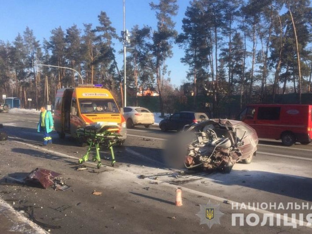 Жесткое ДТП в Голосеевском районе Киева: Столкнулись «Таврия» и Volkswagen, трое погибших (ФОТО)