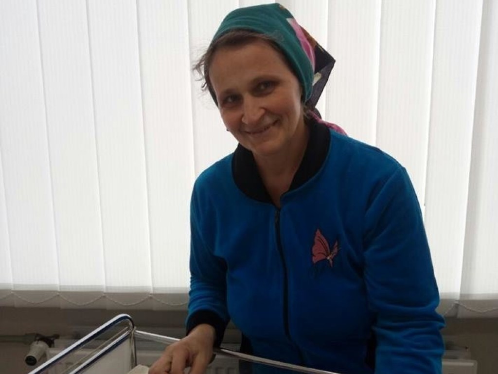 46-летняя жительница села в Ровенской области родила 18-го ребенка (ФОТО)