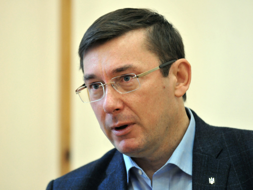 Луценко: Экс-глава МВД Кравченко совершил самоубийство
