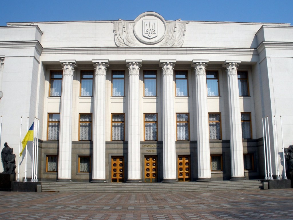 Более половины депутатов Верховной Рады получили компенсацию за аренду жилья