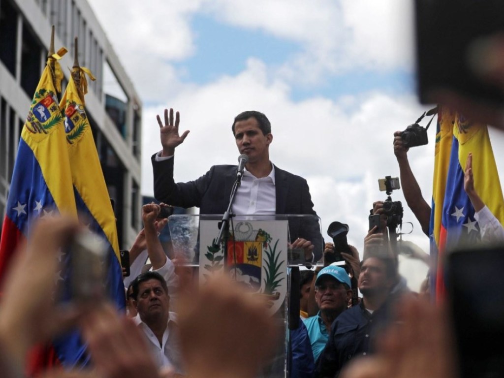Переворот в Венесуэле: США и ЕС признали президентом Хуана Гуаидо (ФОТО, ВИДЕО)