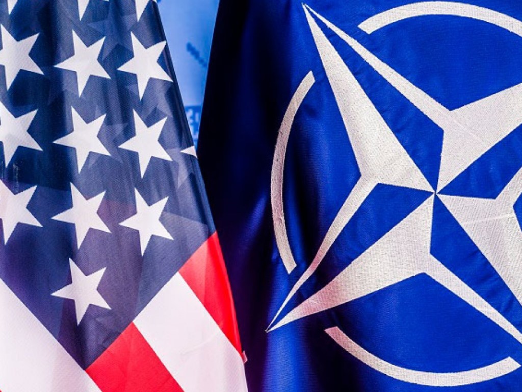 Эксперт объяснил, почему США не станут выходить из НАТО