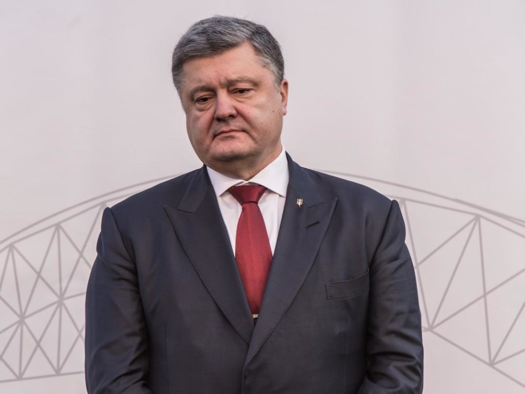 Украина решила разорвать дипломатические отношения с РФ в ракурсе избирательной кампании Порошенко – политолог