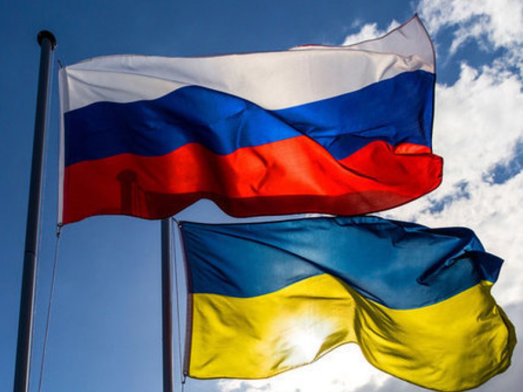 Разрыв дипотношений с РФ: часть украинцев обратится за российским гражданством – эксперт