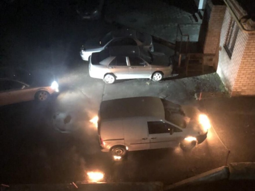 В Мелитополе сгорела машина: подозревают поджог из-за громкого дела (ФОТО)