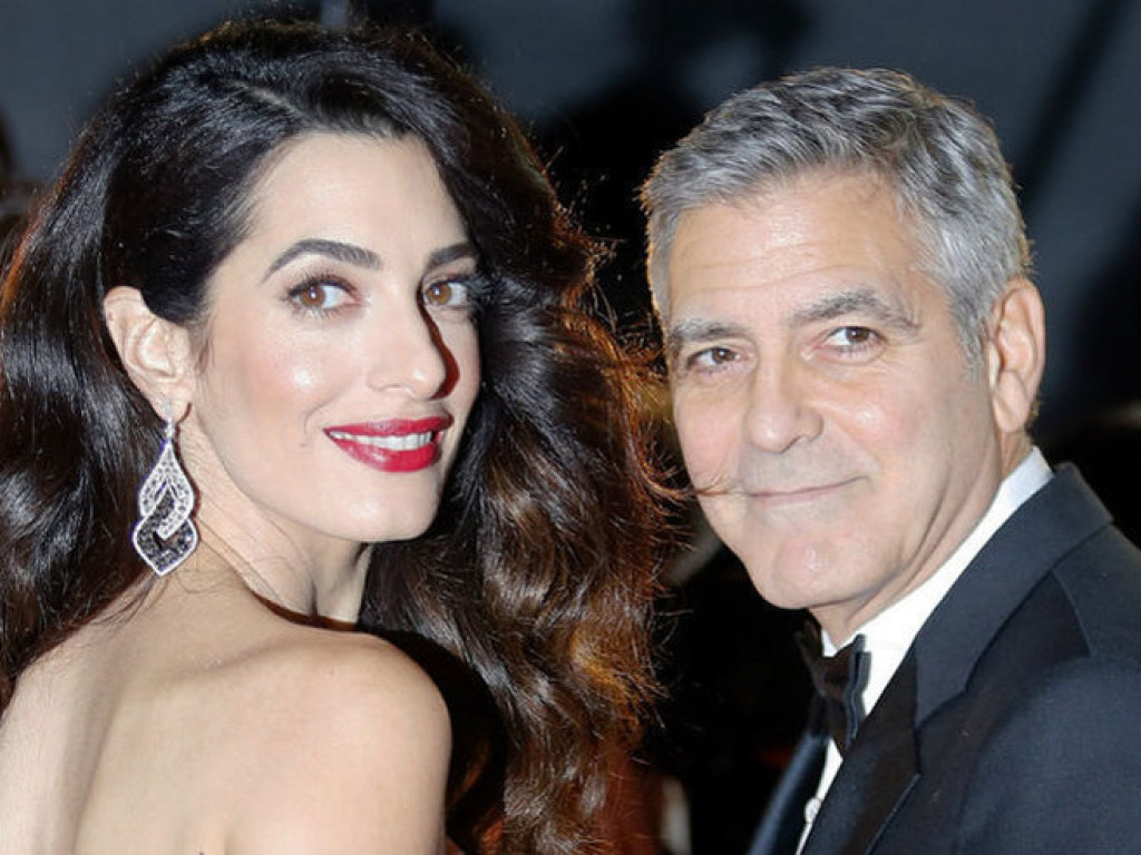 Пара на грани развода: от 57-летнего Джорджа Клуни сбежала жена