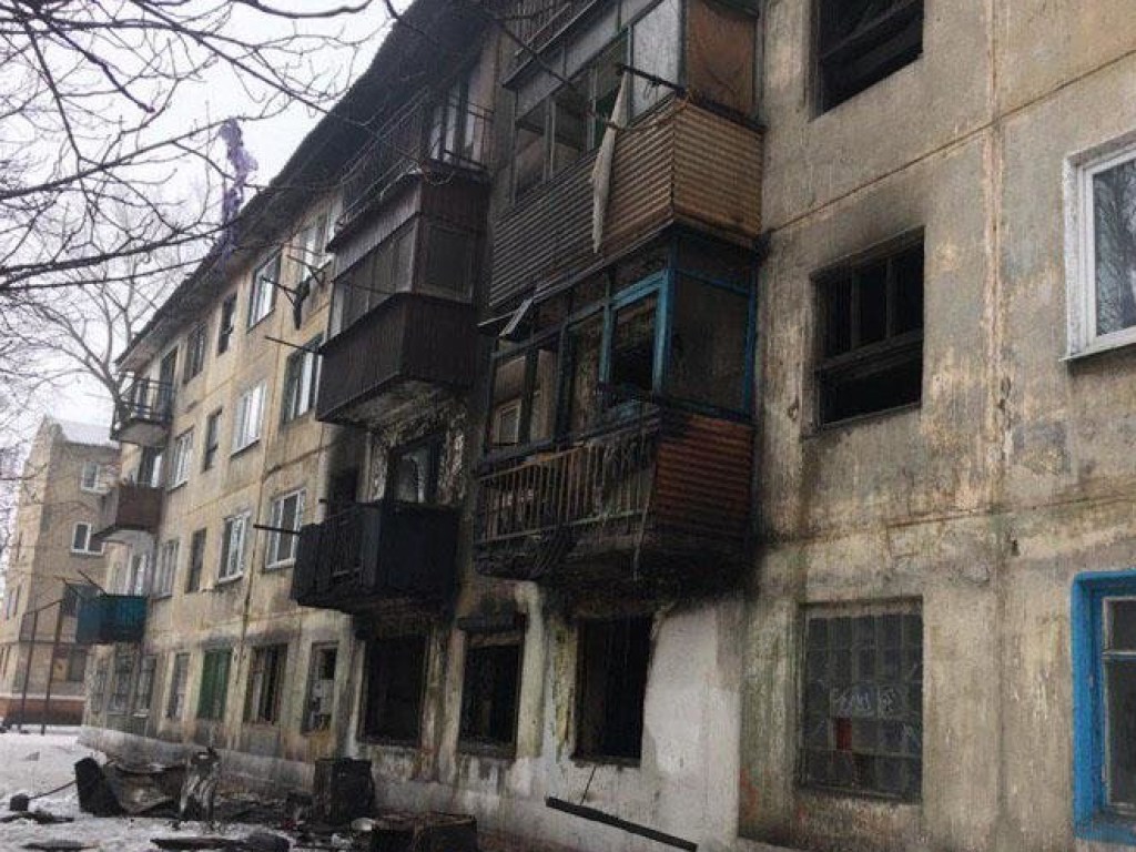 В Донецкой области в многоэтажке произошел взрыв: пострадали три человека (ФОТО)